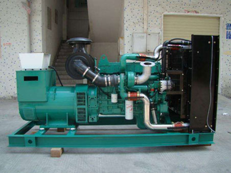 让胡路1100kw康明斯柴油发电机组图片 让胡路1100kw康明斯柴油发电机组图片